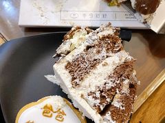 -半勺舒舒生日蛋糕店