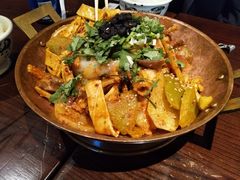 -成都你六姐·牛肉冒菜(城市集市合生汇店)