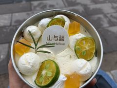 -山与蓝蛋糕(勒泰店)