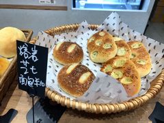-沁屋面包店(人民东路店)