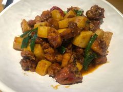 -隔壁老王·家常云南菜(花巷店)