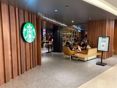 大堂-星巴克臻选(国贸商城首店)
