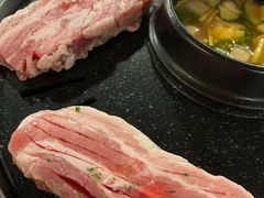 -江南猪肉商会无限续吃(弘大店)