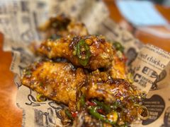 -BHC炸鸡(明洞总店)