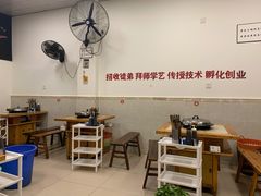 大堂-黄潇洒老火锅(九眼桥宏济巷店)