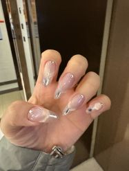 -HUII NAIL绘京美甲美睫会馆