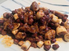 宫爆花仁鸡丁-蔴将·川菜(黄龙万科店)