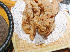 -老牌坊云南鱼豆花火锅(哈西万达店)