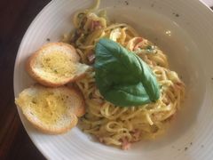 -Pundi Pundi Restaurant