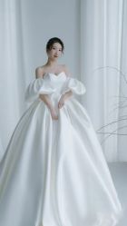 -LOVE SHINE婚纱·红鼎庄龙凤褂·妈妈装定制