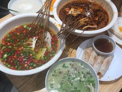 -嘉州叶婆婆钵钵鸡(建设路店)