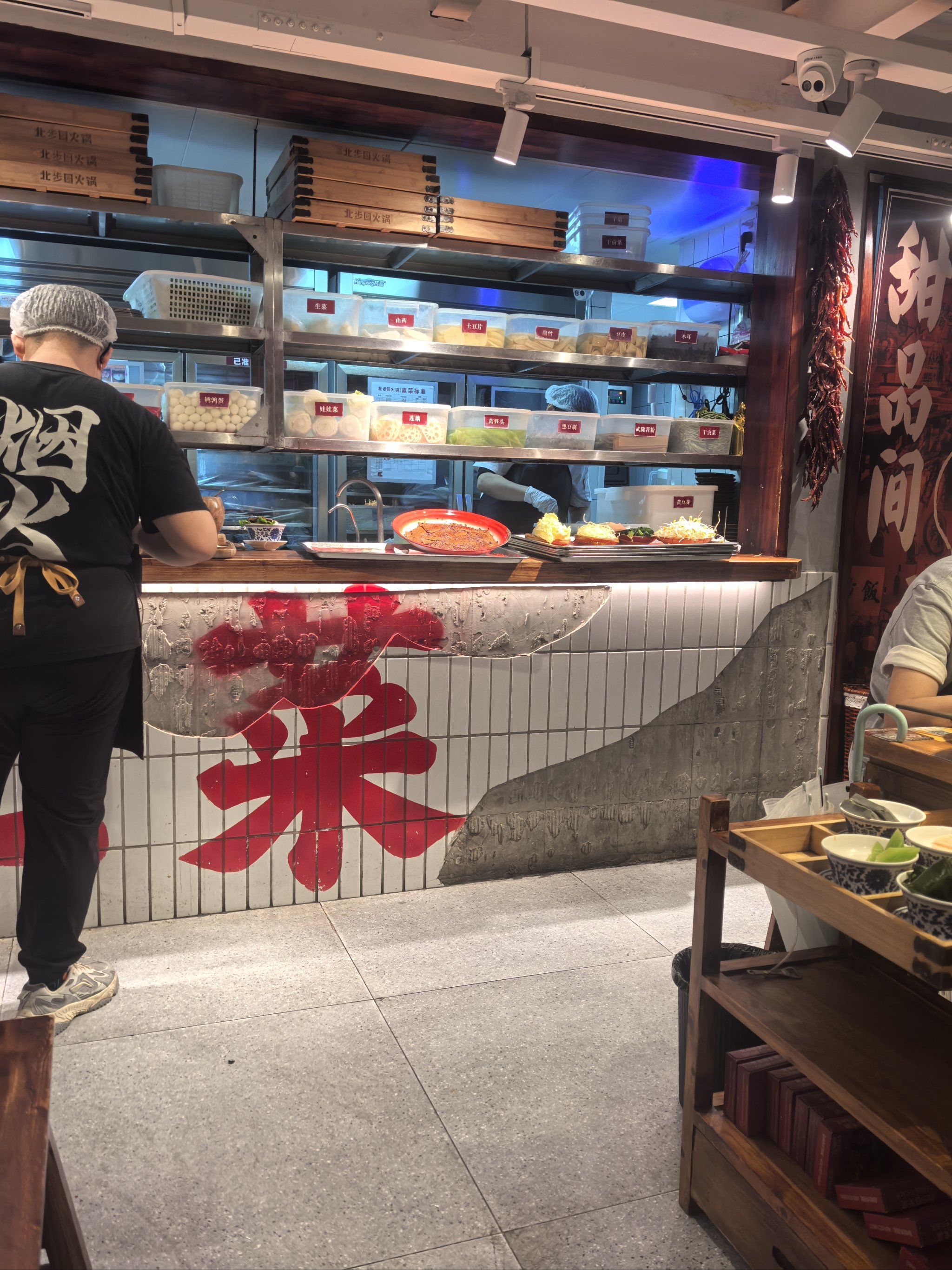 服务态度好,菜品新鲜好吃,下次还会来
