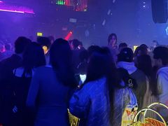 -V AMUSING CLUB·酒吧(银河中心店)