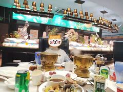 -云顶旋转自助景观餐厅