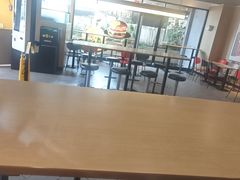 -麦当劳(华贸天地店)