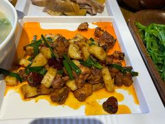 -隔壁老王·家常云南菜(花巷店)