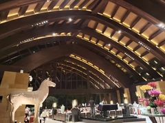 -三亚湾海居铂尔曼度假酒店