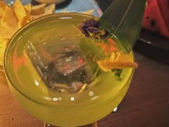 -FOUR PLAY BAR