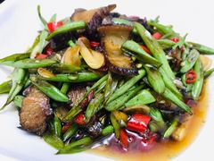 四季豆烧腊肉-昭山老食堂