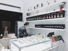 -UNI UNI(环亚凯瑟琳店)