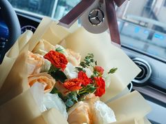 -上海星瀚奔驰4S店(红柳路店)