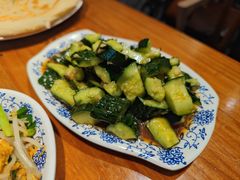 -老天桥酱肉烧饼夹肘子(天桥店)