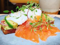 牛油果温泉蛋吐司-O'mills Sourdough Bakery&Bistro(永嘉路店)