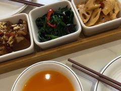 -鲁南仔·滕州炒鸡(经三路店)