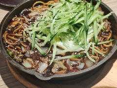铁板辣味炸酱面-炒码先生·韩餐炸鸡披萨(西塔店)