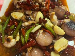 -羊家胡同·龙虾烧烤火锅(龙汇路店)