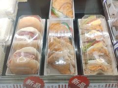 -红宝石·鲜奶小方·海派西点房(南翔店)