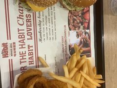 -The Habit Burger Grill 哈比特汉堡(爱琴海店)