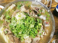 -陕北农家小吃风干羊肉剁荞面