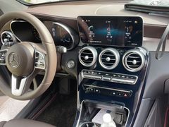 -上海星瀚奔驰4S店(红柳路店)