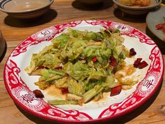 一盘包菜-破三川·新川菜(静安大融城店)