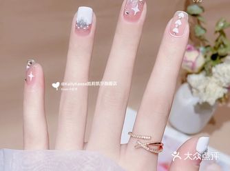 白色的简约法式一珍珠爱心超闪哦