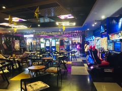等候区-UL城市影院(中亭街店)