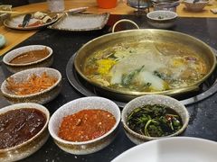 -顶顶汤火牛排火锅·经典铜锅涮肉