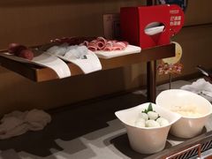 -海底捞火锅(金山百联店)