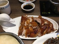 -龙聚德北京烤鸭(沙坪坝华宇A馆店)