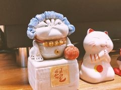 -天井·丑面包搭咖啡