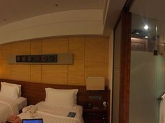 -三亚湾海居铂尔曼度假酒店