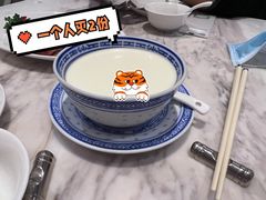 -香港百合居(LCM置汇旭辉广场店)
