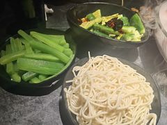 配菜面条-红盔甲·小龙虾(崂山路店)
