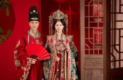 -第一夫人婚纱摄影(南京店)