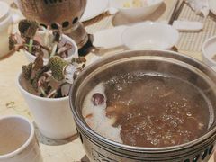 -雍和会海鲜姿造自助(湖东路店)