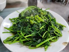 -容里煲仔饭(利丰北路店)