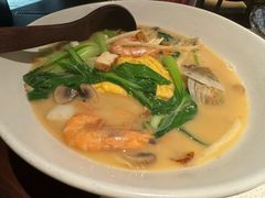-荣家黄鱼面(前滩太古里店)