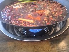 -黄潇洒老火锅(九眼桥宏济巷店)