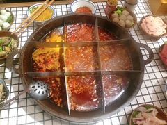 -董眼镜火锅(洪崖洞总店)